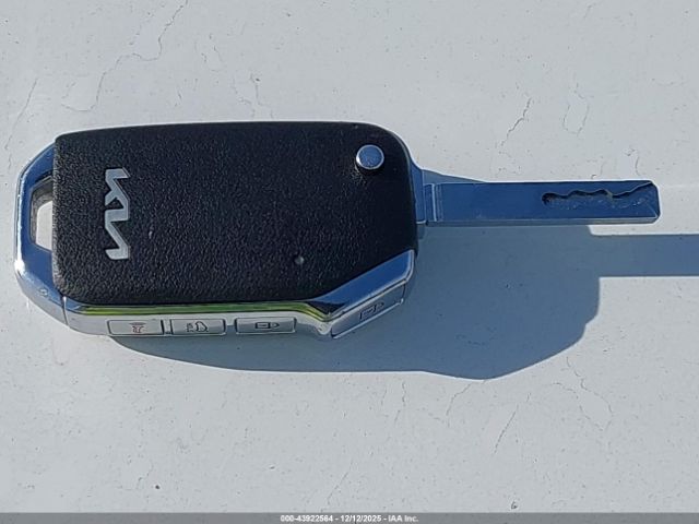 Kia Forte Lxs Image 8