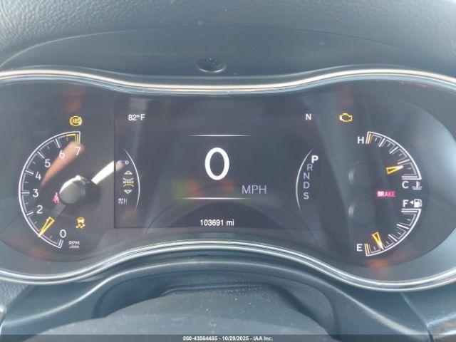 Jeep Grand Cherokee Laredo Image 8