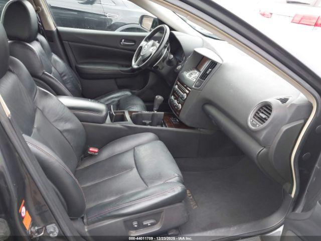 Nissan Maxima 3.5 Sv Image 4