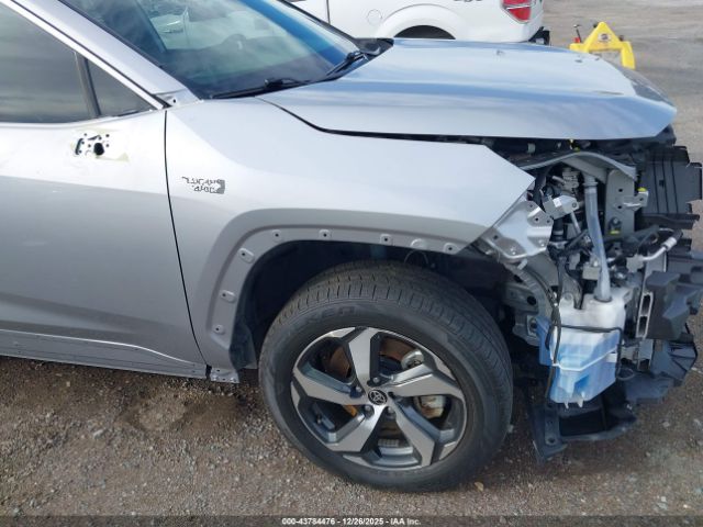 Toyota RAV4 Se Image 17