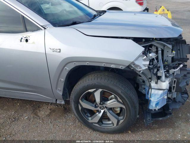 Toyota RAV4 Se Image 17