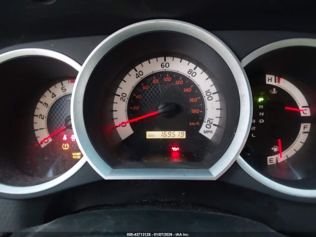 Toyota Tacoma Image 15