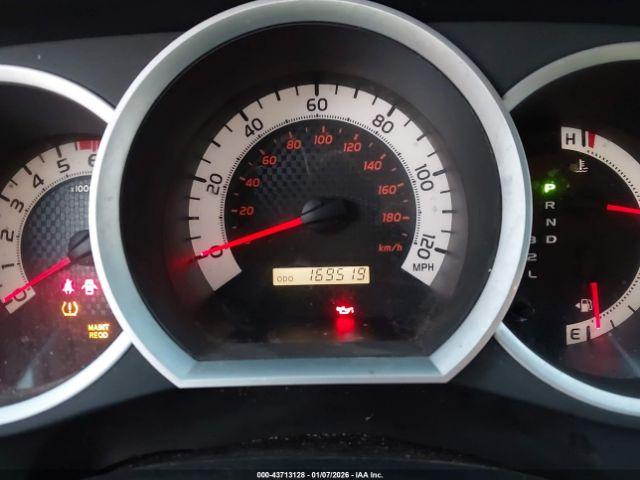 Toyota Tacoma Image 6