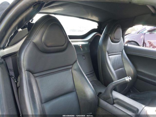 Pontiac Solstice Image 4