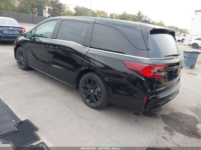 Honda Odyssey Sport-l Image 16