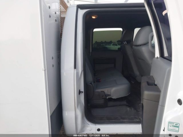 Ford F-450 Xl Image 3