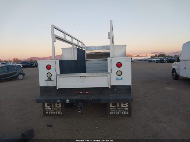 Ford F-450 Xl Image 10