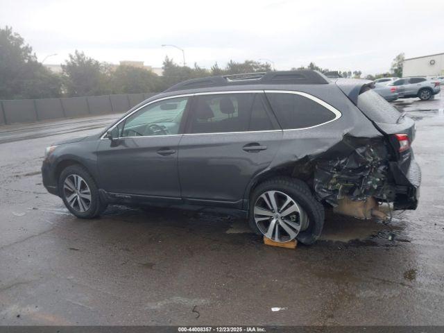 Subaru Outback 2.5i Limited Image 13