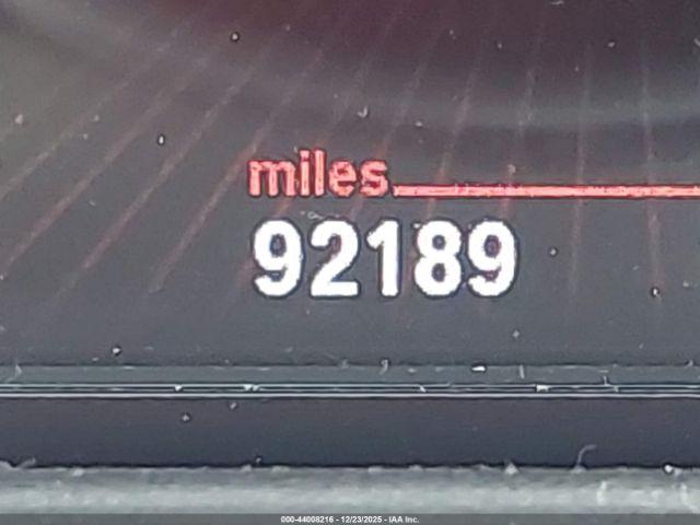 BMW 5 Series Image 9