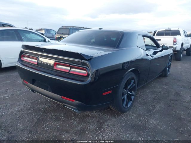 Dodge Challenger Image 5