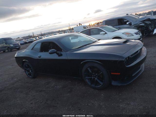 Dodge Challenger Image 8