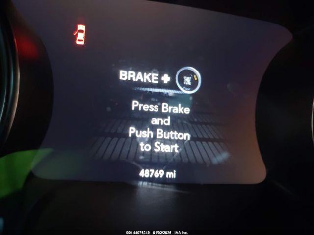 Dodge Challenger Image 2