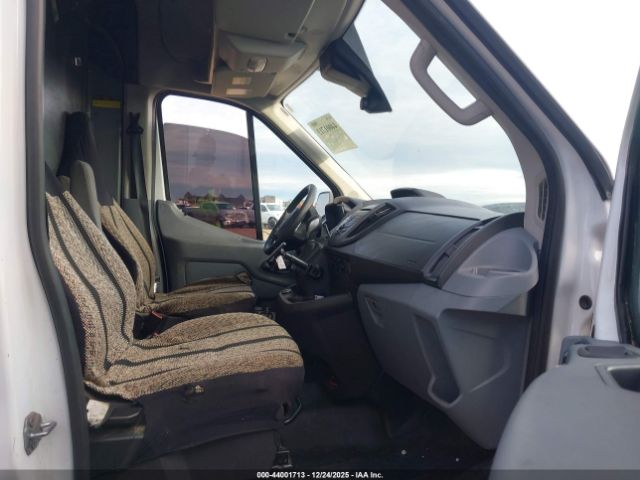 Ford Transit Image 2