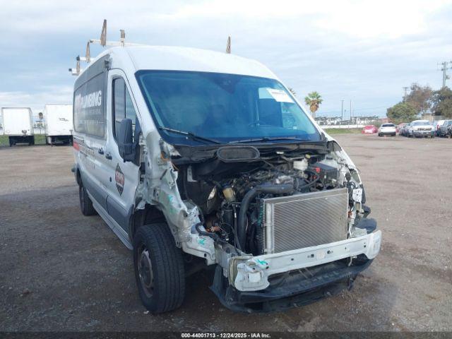 Ford Transit Image 17
