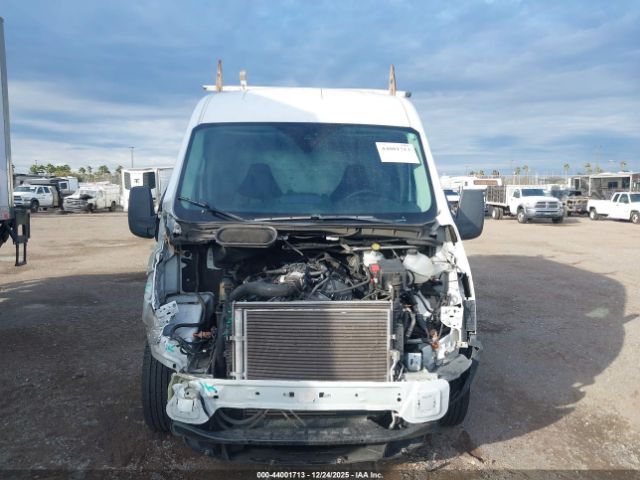 Ford Transit Image 4