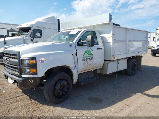 Chevrolet Silverado Md Work Truck Image 3