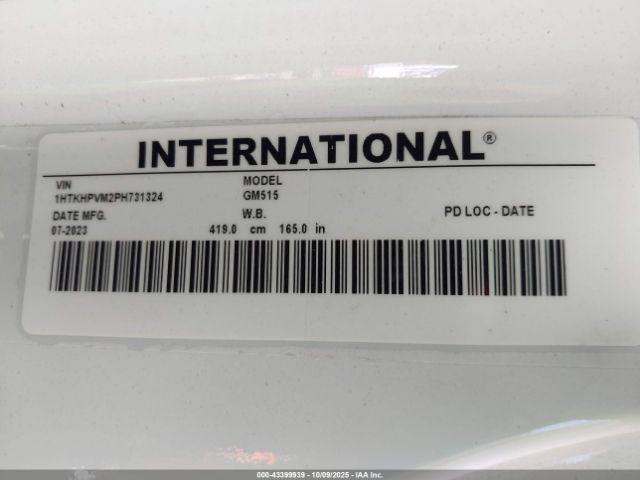 Chevrolet Silverado Md Work Truck Image 9