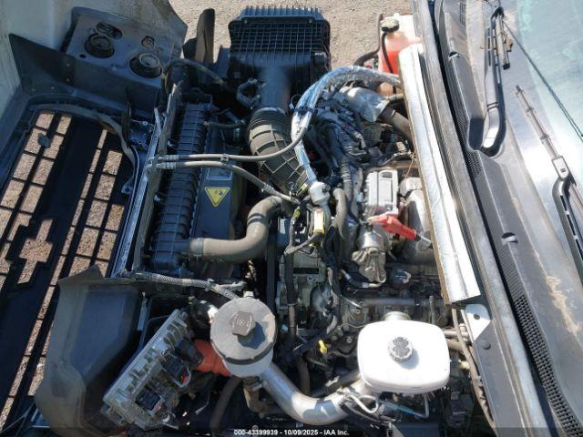 Chevrolet Silverado Md Work Truck Image 12