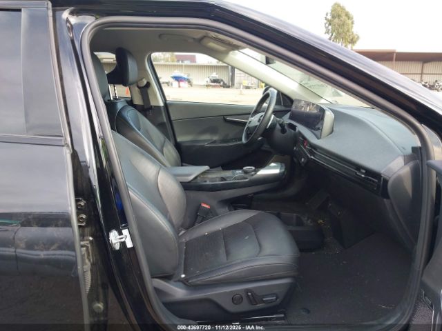 Kia EV6 Wind Image 11