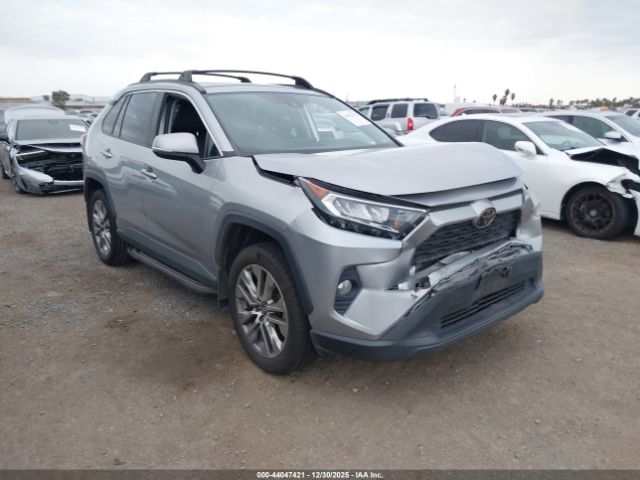 Toyota RAV4 Xle Premium Image 1