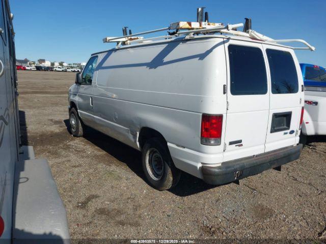 Ford E-150 Commercial Image 3