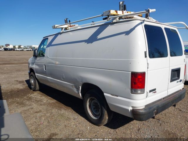 Ford E-150 Commercial Image 16