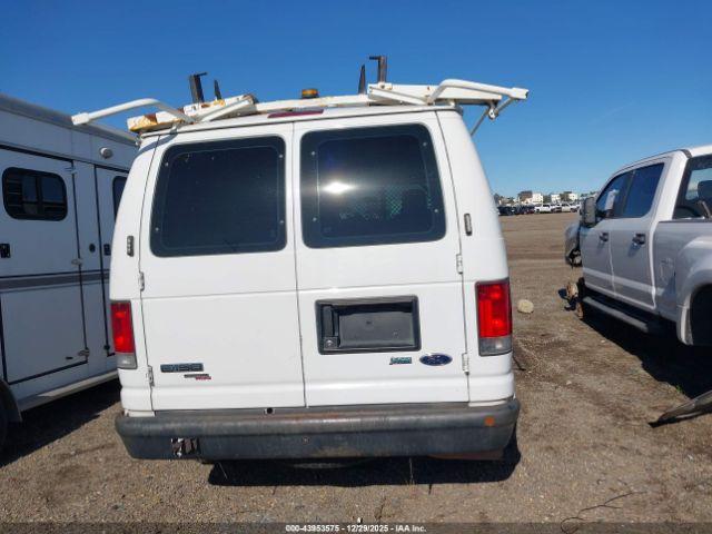 Ford E-150 Commercial Image 14