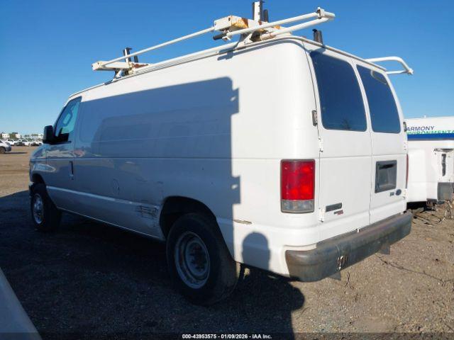 Ford E-150 Commercial Image 15