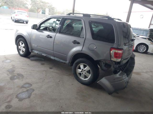 Ford Escape Image 14