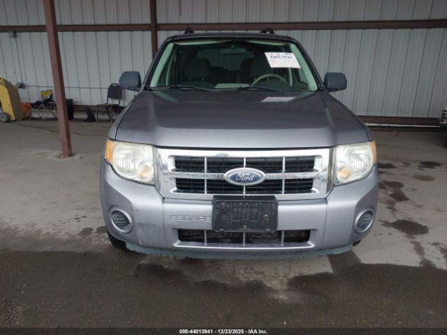 Ford Escape Image 8
