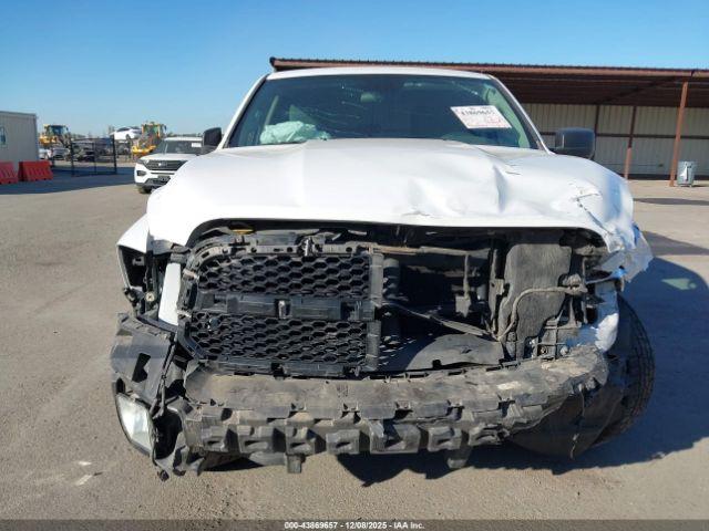 Ram 1500 Express  4x2 6'4 Box Image 15