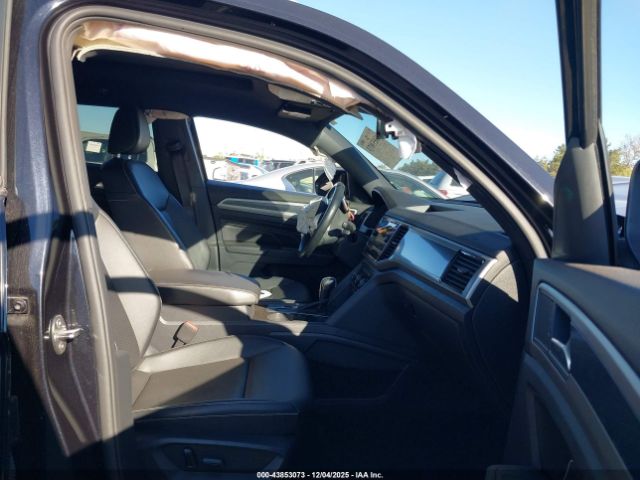 Volkswagen Atlas 3.6l V6 Sel R-line Image 14