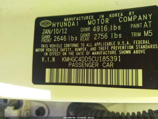 Hyundai Genesis 3.8 Image 8