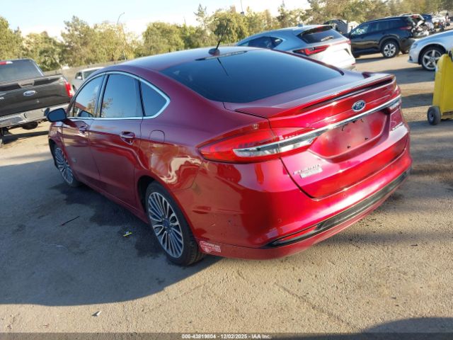 Ford Fusion Platinum Image 2
