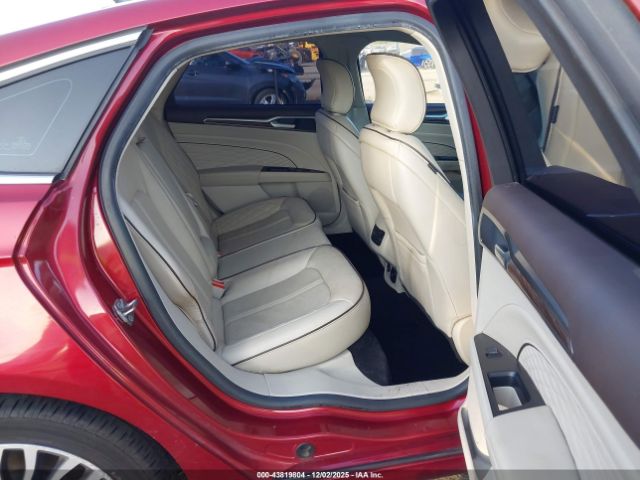 Ford Fusion Platinum Image 10