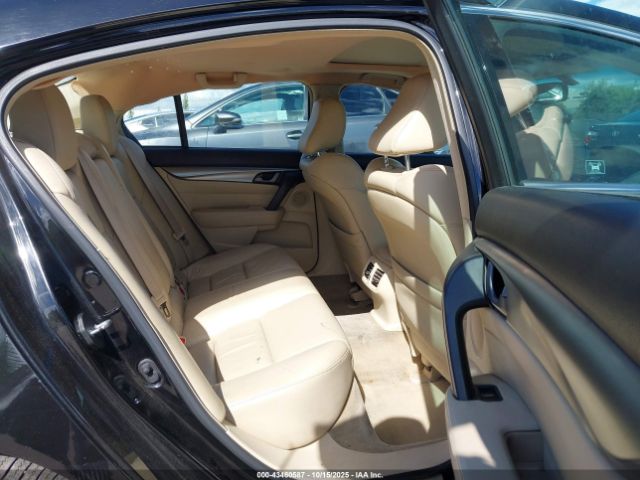 Acura TL 3.5 Image 8