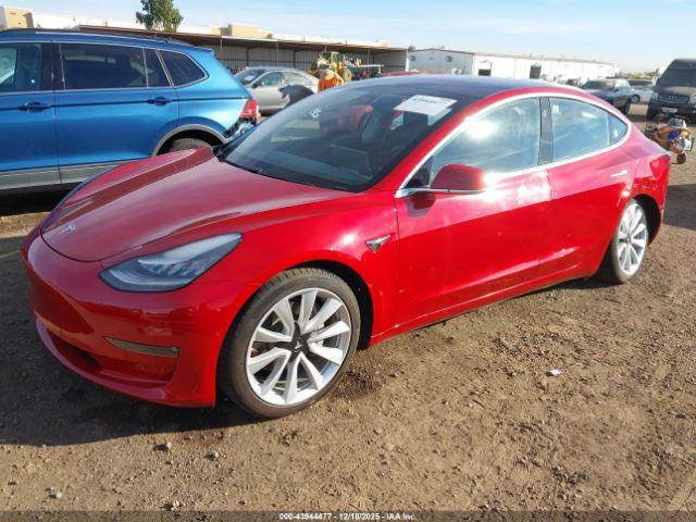 Tesla Model 3 Image 3