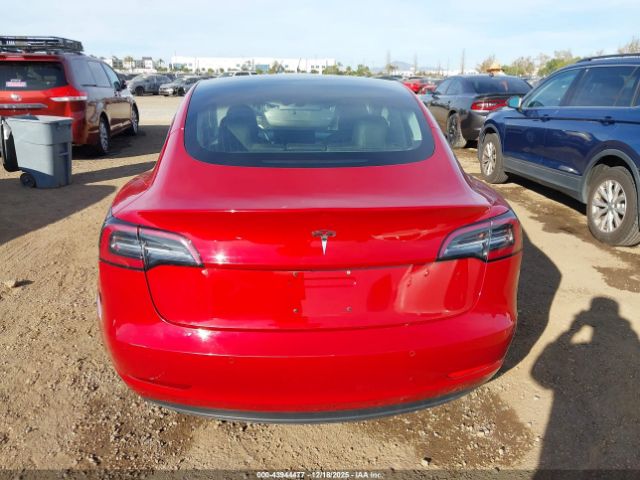 Tesla Model 3 Image 13