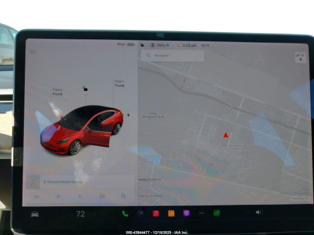 Tesla Model 3 Image 17