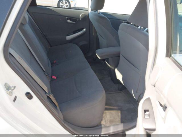 Toyota Prius Three Image 11