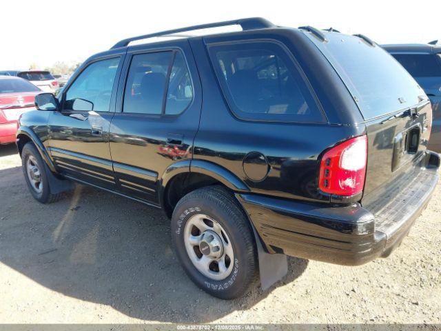 Isuzu Rodeo Image 14