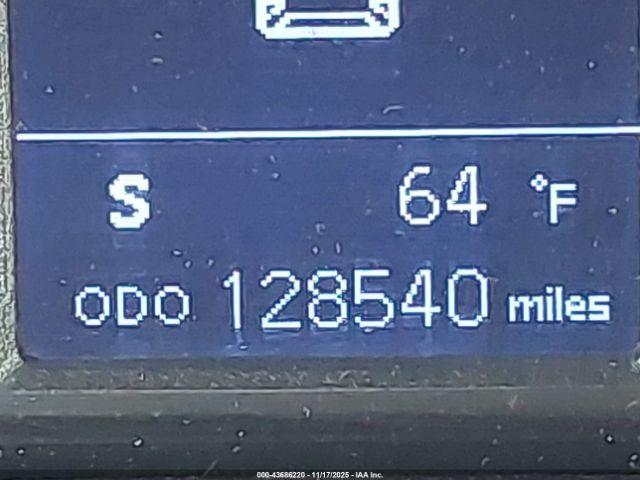 Toyota 4Runner Sr5 Image 9