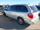 Chrysler Town & Country Limited Image 2