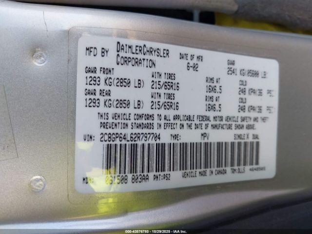 Chrysler Town & Country Limited Image 15