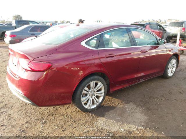 Chrysler 200 Limited Image 4