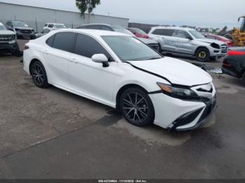  Salvage Toyota Camry