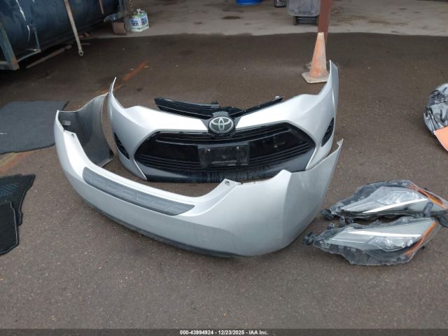 Toyota Corolla Le Image 14