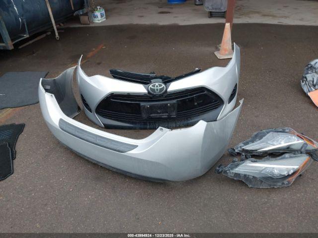 Toyota Corolla Le Image 14