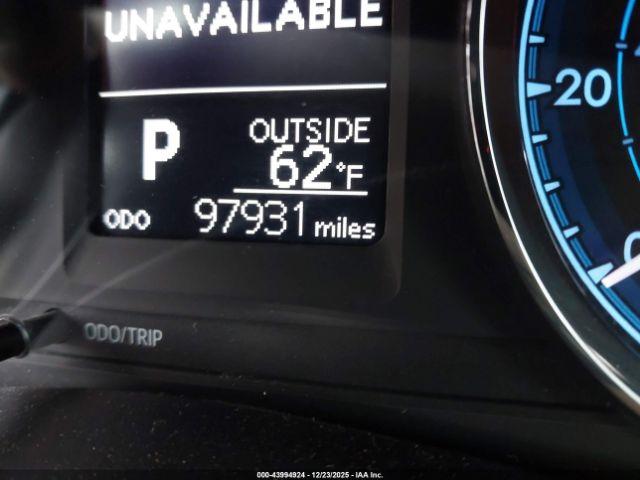 Toyota Corolla Le Image 16