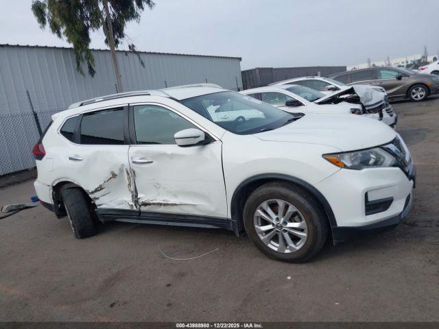 Nissan Rogue S Image 3